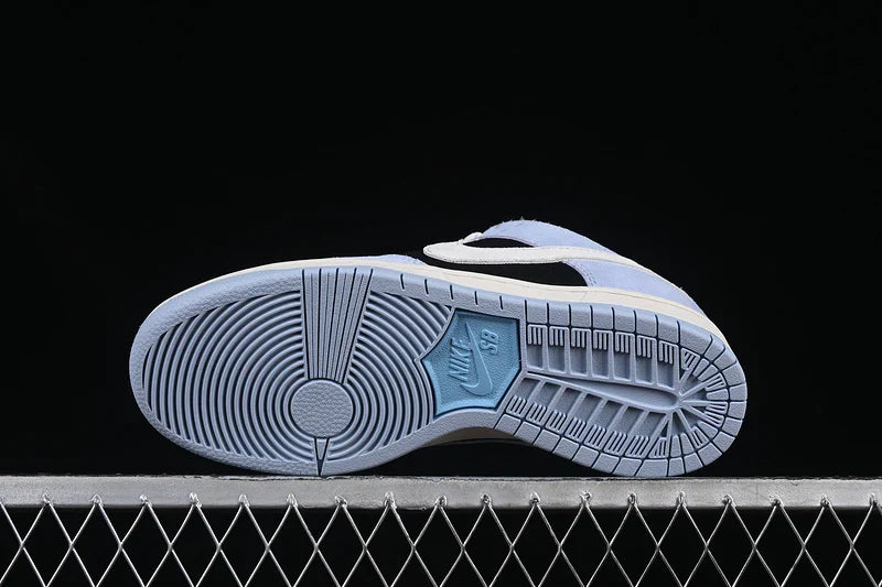 Nike SB Dunk Low "Aluminum"