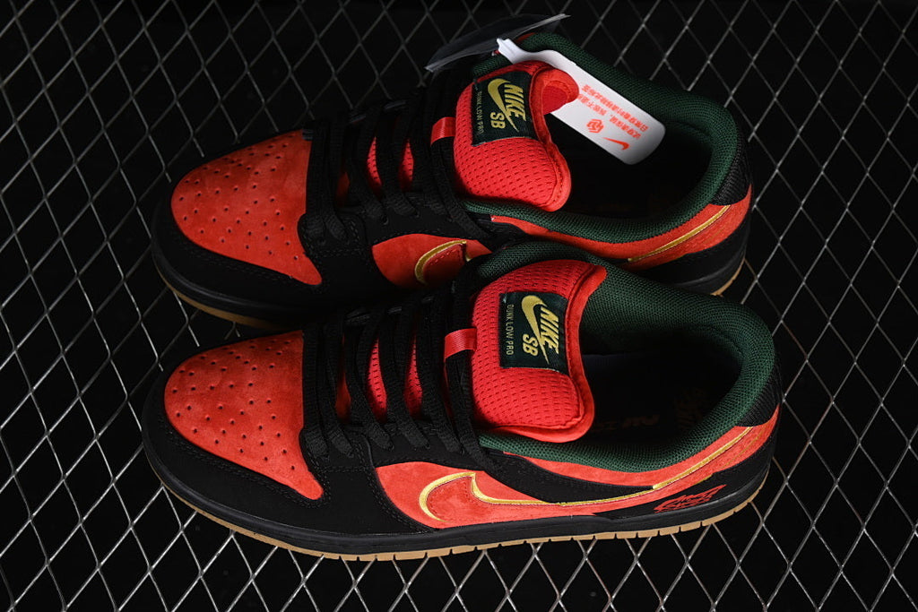 Nike SB Dunk Low "Seattle Supersonics"