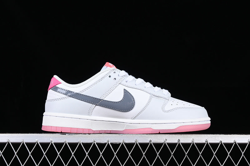Nike SB Dunk Low "520 Pack Pink"