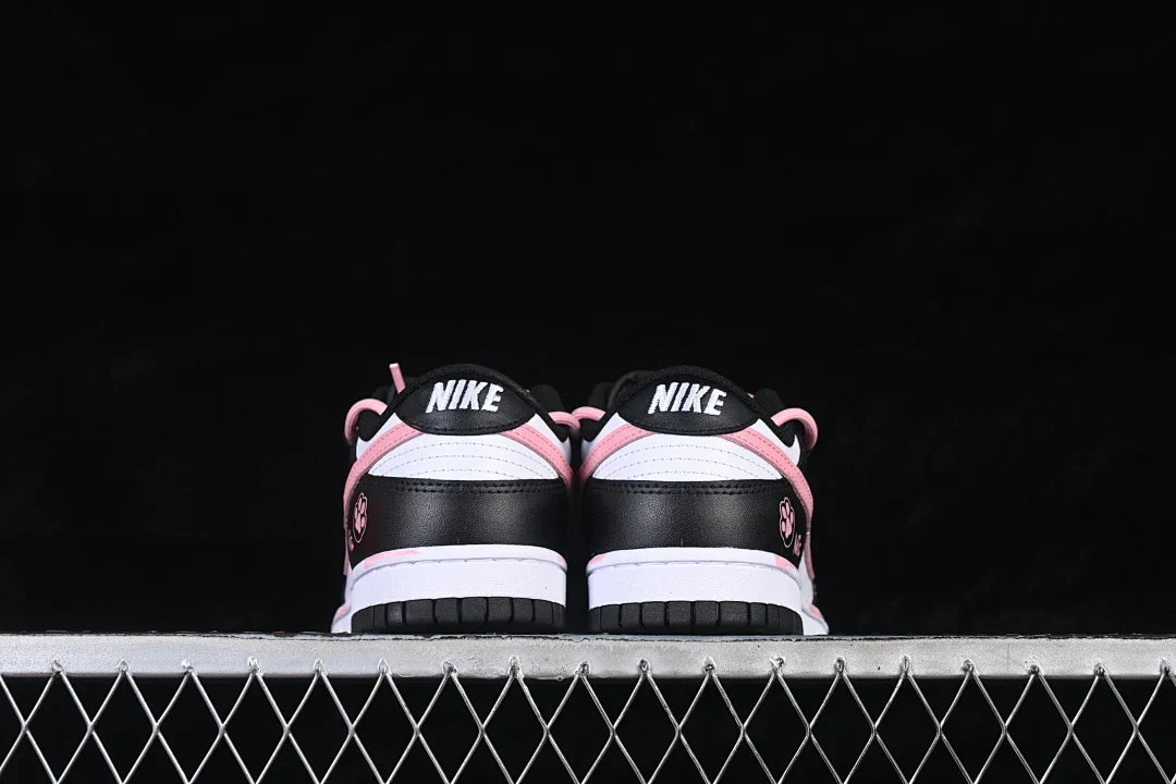 Nike SB Dunk Low X Nia "B/W Pink