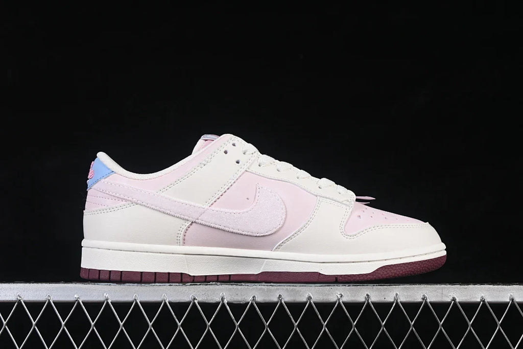 Nike SB Dunk Low "Love"