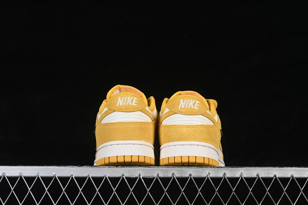 Nike SB Dunk Low "Dark Sulfur"