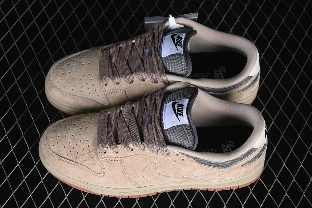 Nike SB Dunk Low Pro B "Parachute Beige"