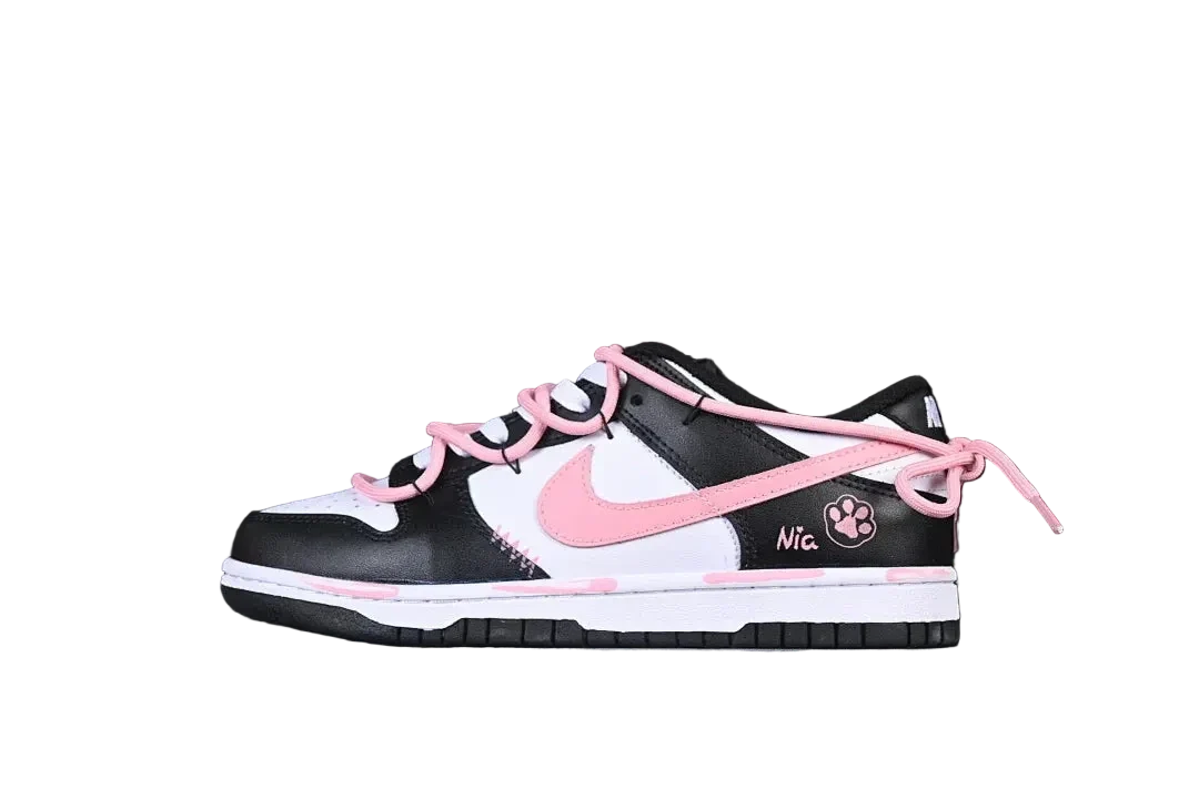Nike SB Dunk Low X Nia "B/W Pink