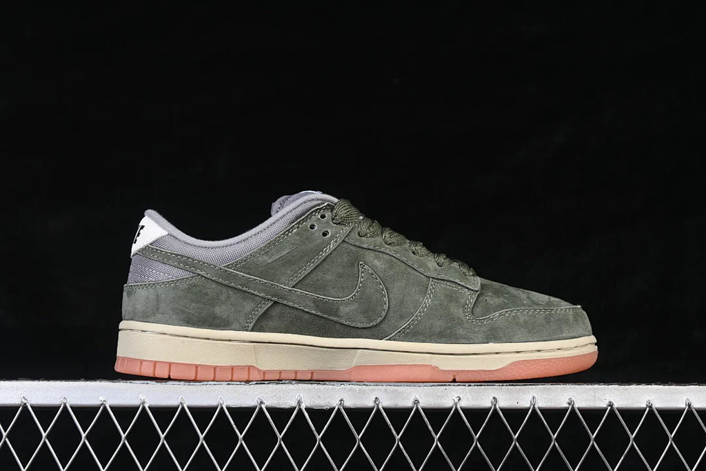 Nike SB Dunk Low Pro B "Sequoia Light Army"