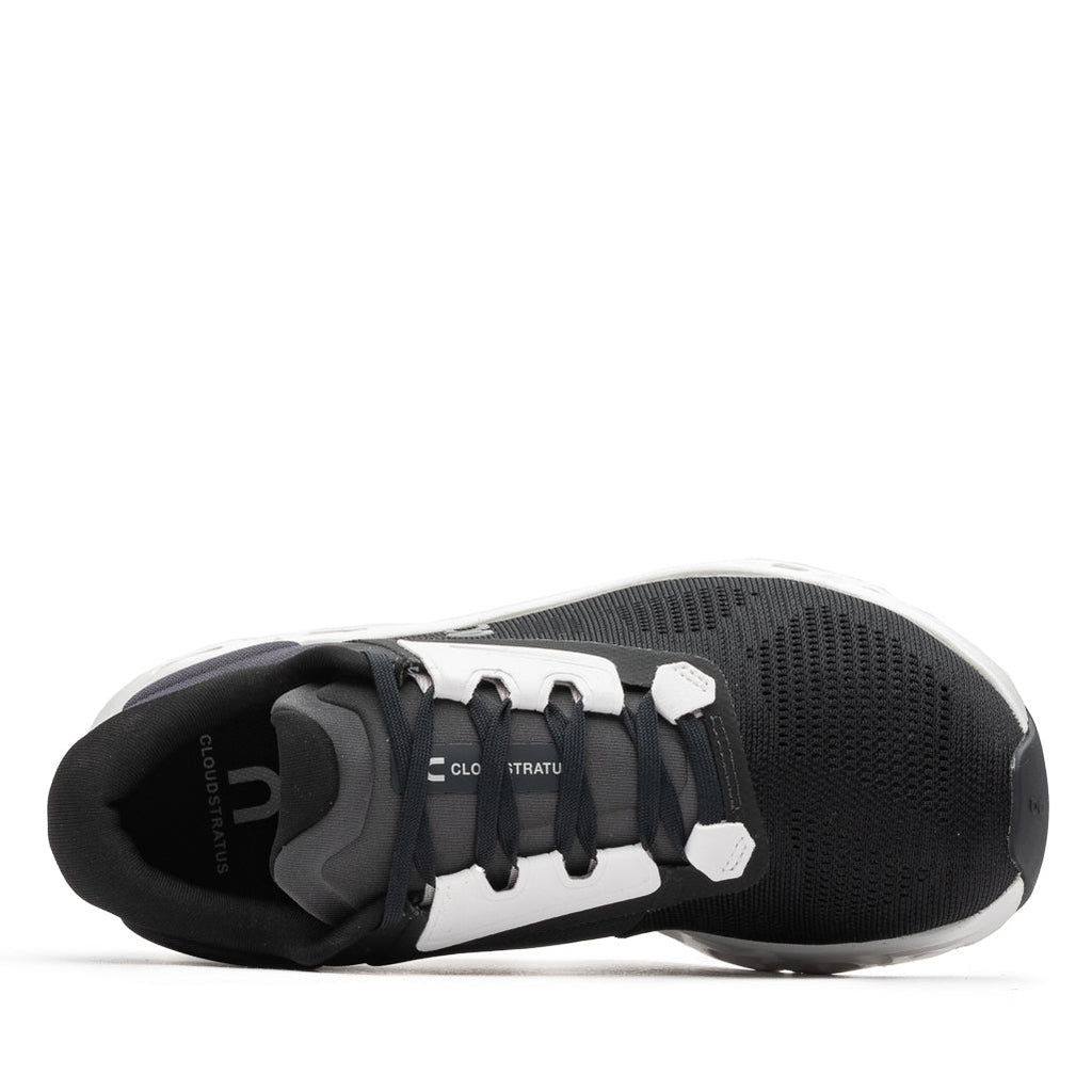 Women's On Cloudstratus 3 - Black/Frost