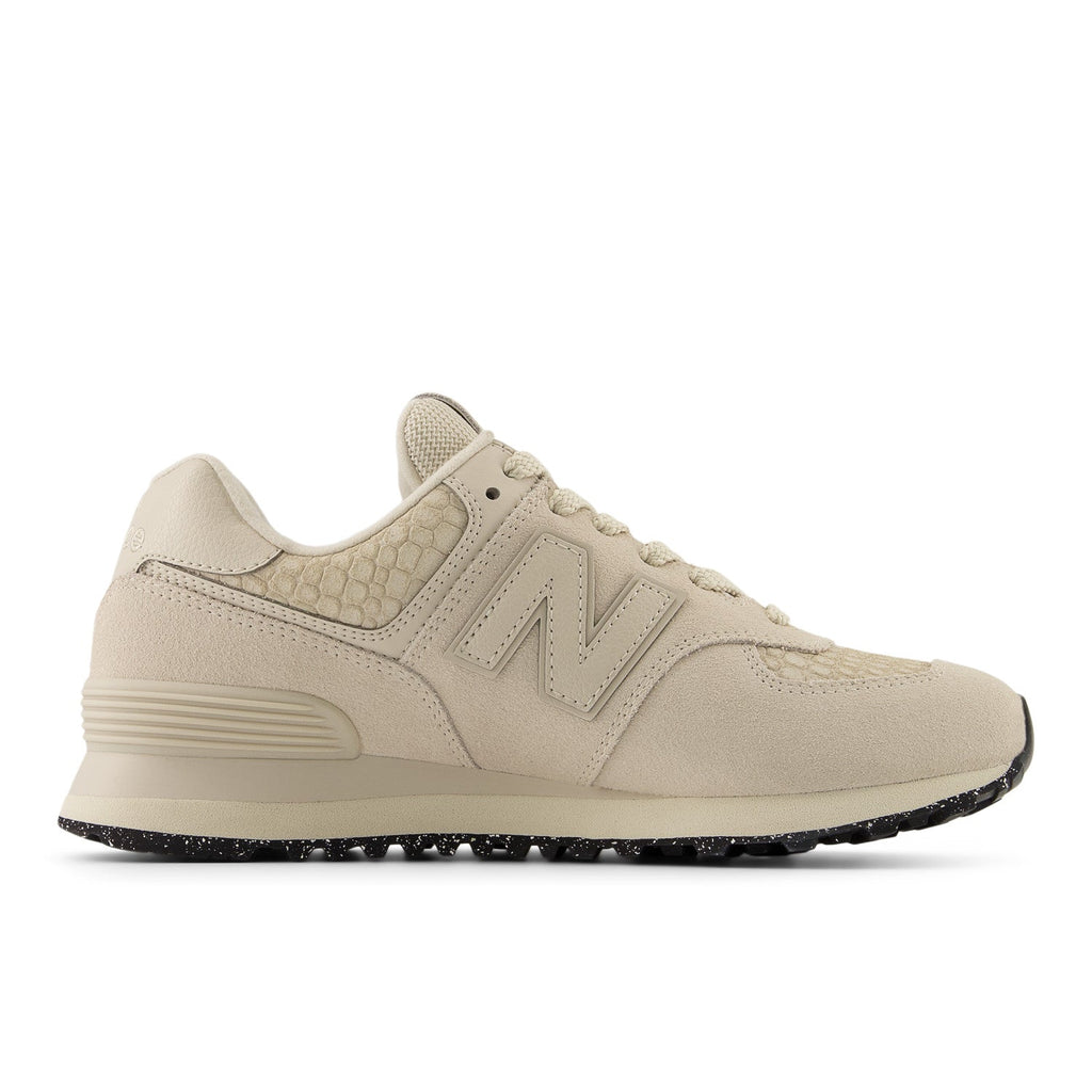 New Balance 574 (WL574PBK) Women's