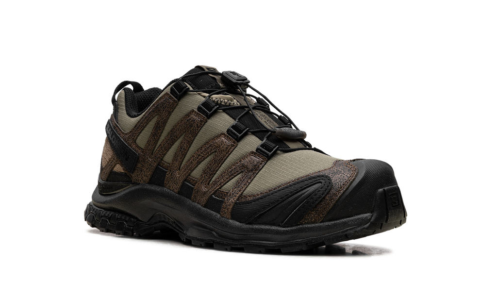 XA Pro 3D Distressed Leather "Dark Earth Black" L47797400