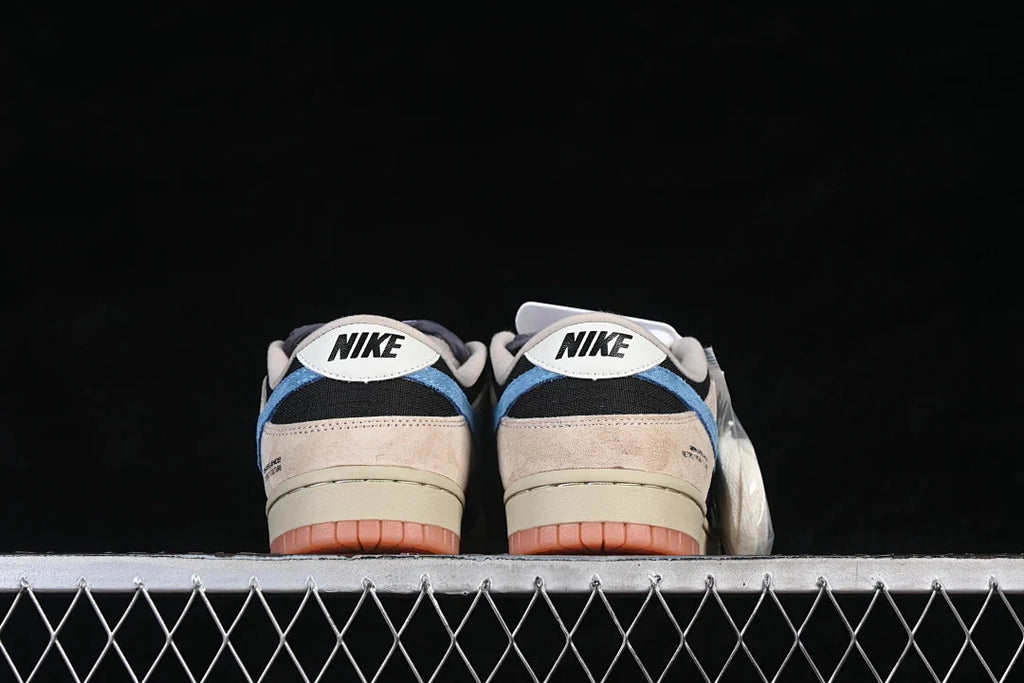 Nike SB Dunk Low "Reinaissance"