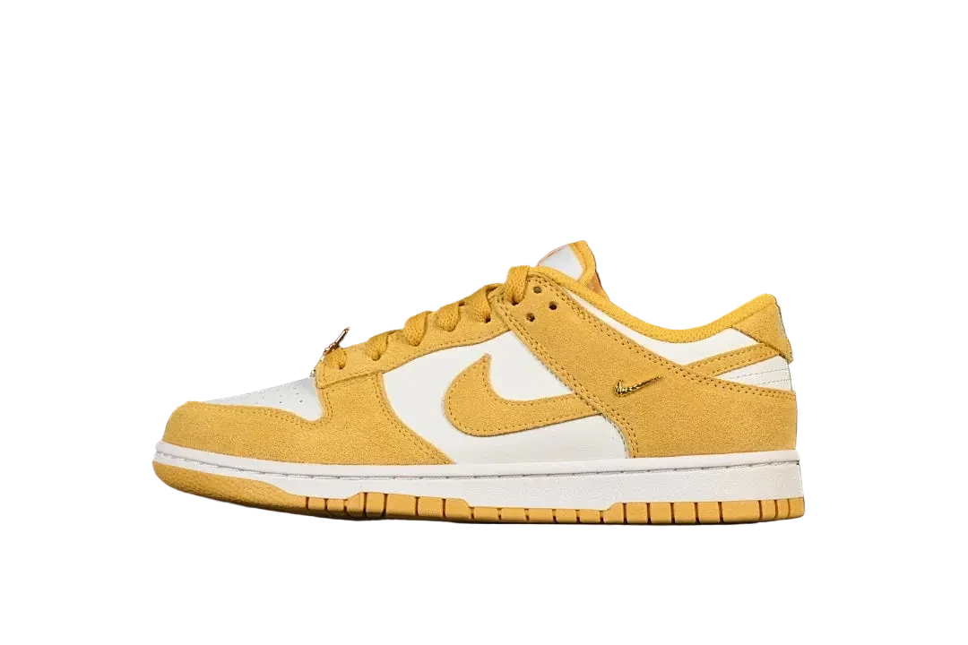 Nike SB Dunk Low "Dark Sulfur"